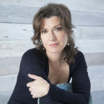Amy Grant Appears On “Oprah: Where Are They Now?”